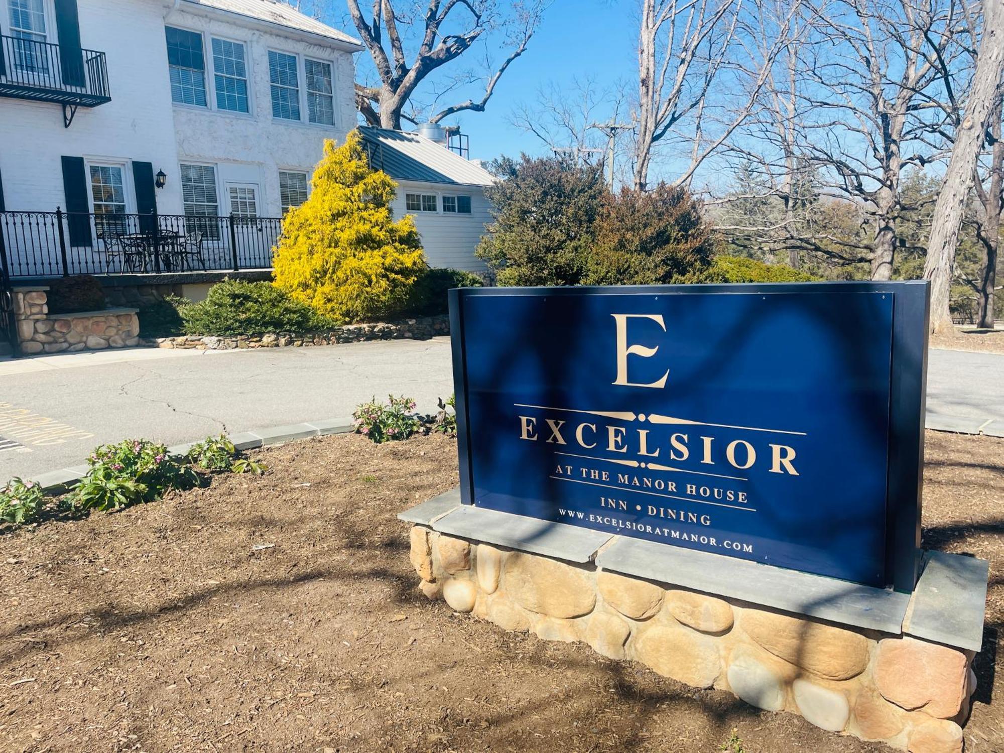 Appartamento Excelsior At The Manor House Clemmons Esterno foto